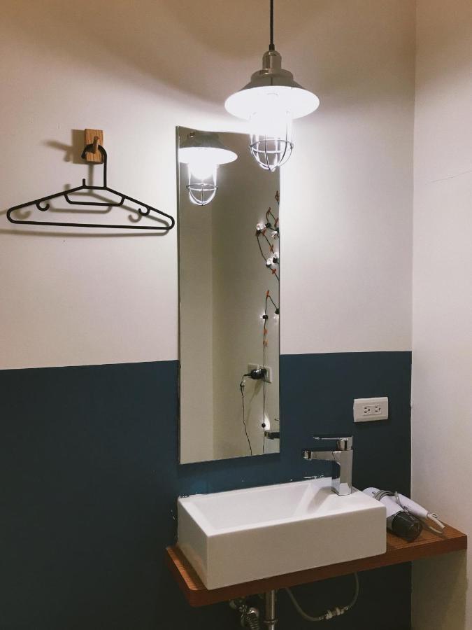 Plainstay Hostel Taipei Bagian luar foto